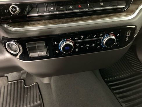 Used 2026 GMC Sierra 1500 Elevation image 28