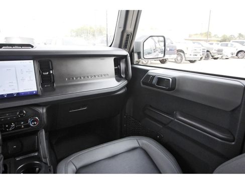 Used 2024 Ford Bronco Big Bend image 13