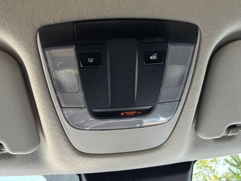 Used 2021 Kia Seltos S AWD/4WD image 30