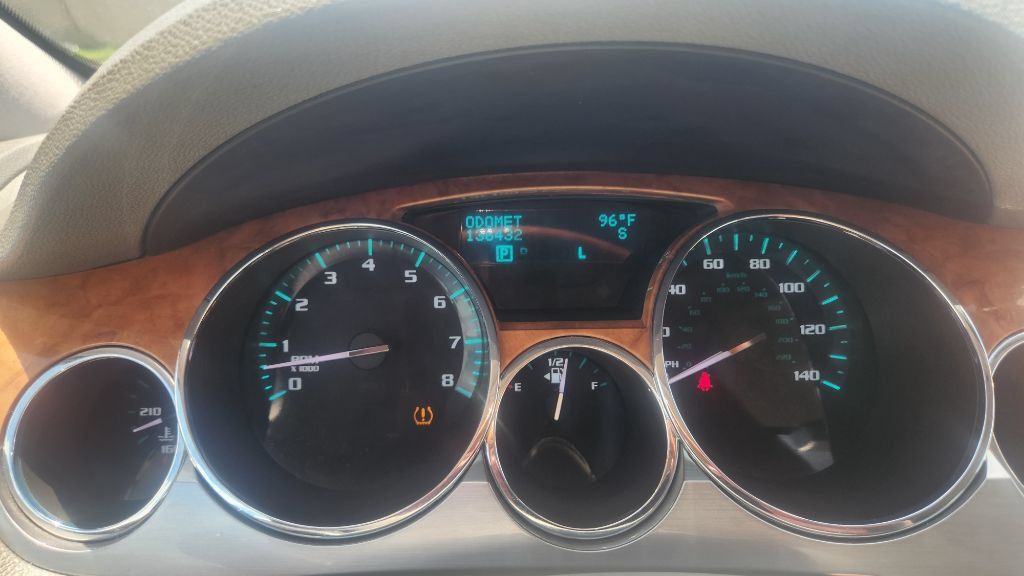Used 2012 Buick Enclave Leather AWD/4WD image 20