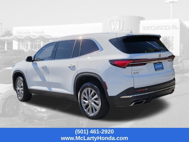 Used 2025 Buick Enclave Preferred FWD image 3