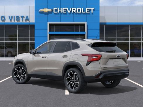 New 2026 Chevrolet Trax RS w/ Sunroof Package FWD image 5