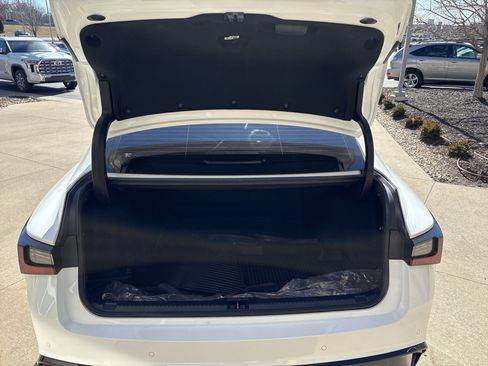 Used 2022 Lexus IS 350 F Sport w/ Accessory Package image 32