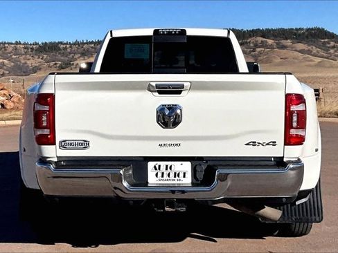 Used 2019 RAM 3500 Limited w/ Max Tow Package image 6