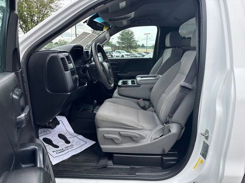 Used 2018 Chevrolet Silverado 1500 W/T w/ Trailering Package AWD/4WD image 9