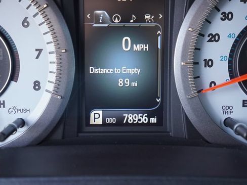Used 2019 Toyota Sienna SE Premium w/ Carpet Mat Package AWD/4WD image 33