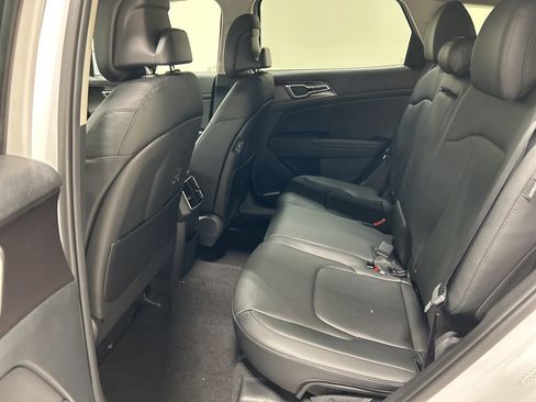 New 2026 Kia Sportage EX image 25