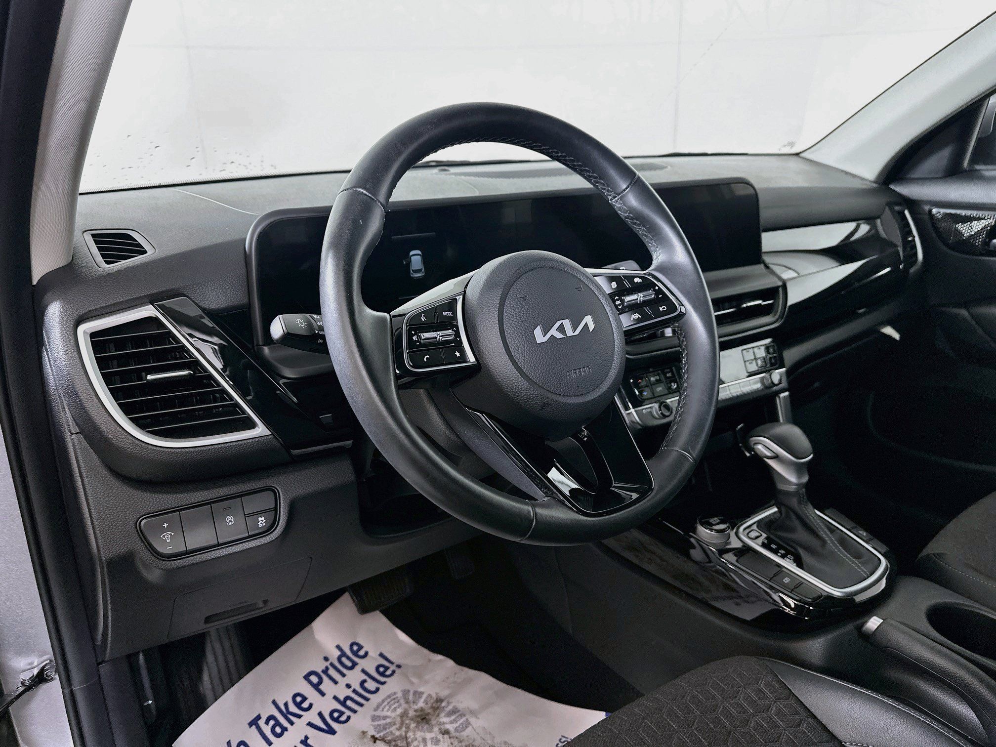 Certified 2026 Kia Seltos S FWD image 9