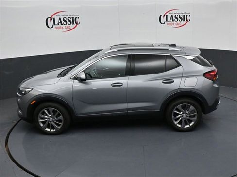 Used 2023 Buick Encore GX Essence w/ Experience Buick Package image 10