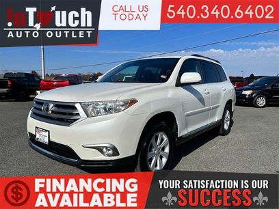 Used 2011 Toyota Highlander SE