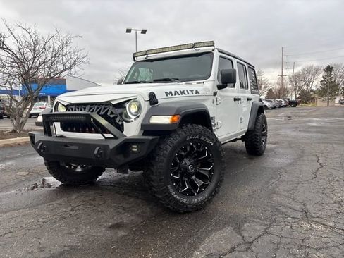Used 2019 Jeep Wrangler Unlimited Sport S AWD/4WD image 9
