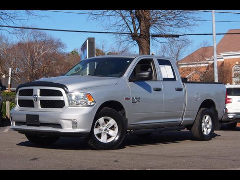 Used 2019 RAM 1500 Express image 1