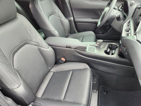New 2026 Lexus UX 300h FWD image 6