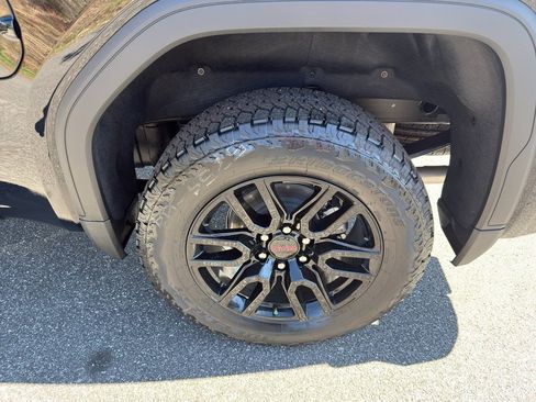 New 2026 GMC Sierra 1500 Elevation image 21