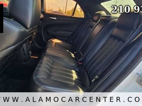 Used 2013 Chrysler 300 S RWD image 25