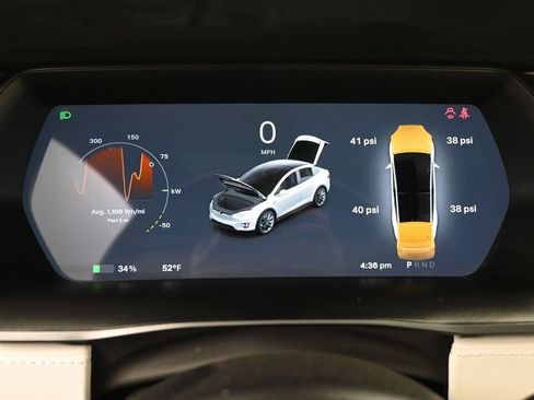 Used 2021 Tesla Model X Long Range image 17