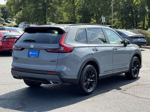 Used 2026 Honda CR-V Sport image 2