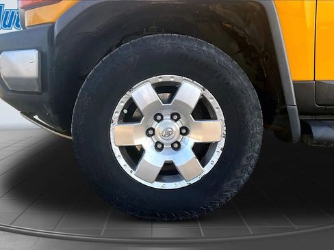 Used 2007 Toyota FJ Cruiser 4WD image 29