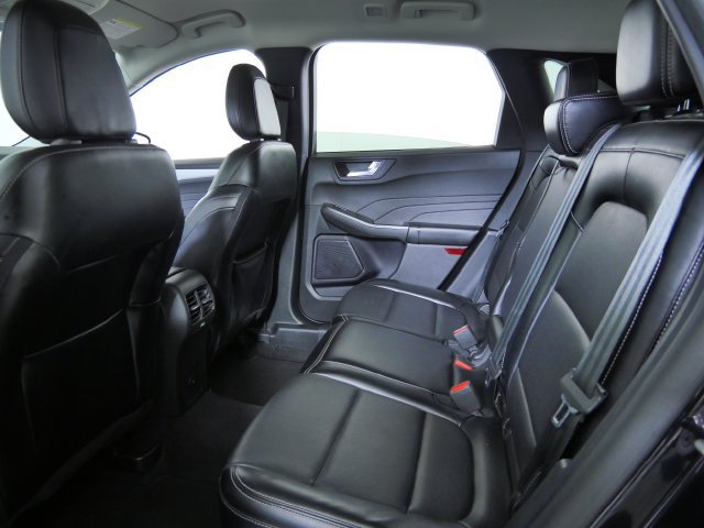 Certified 2024 Ford Escape Platinum AWD/4WD image 15