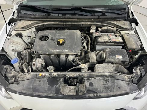 Used 2018 Hyundai Elantra Value Edition image 9