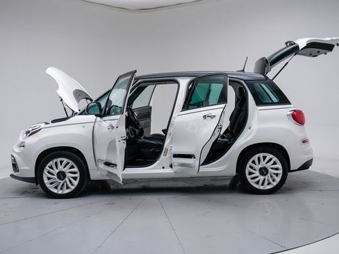 Used 2020 FIAT 500L Lounge image 18