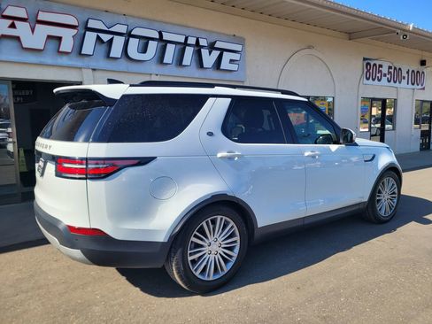 Used 2017 Land Rover Discovery HSE image 3