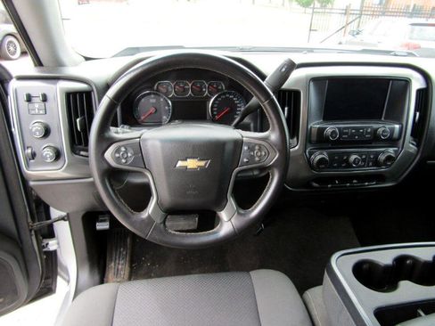 Used 2018 Chevrolet Silverado 1500 LT w/ All Star Edition AWD/4WD image 15