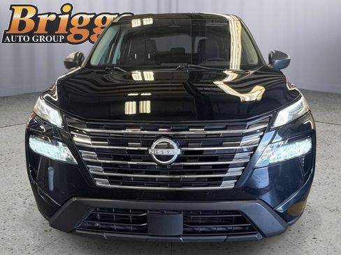 Used 2024 Nissan Rogue S AWD/4WD image 8
