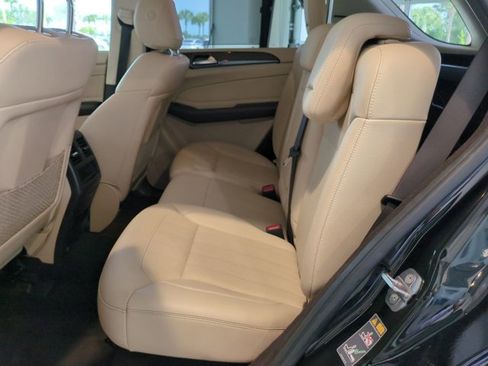 Used 2018 Mercedes-Benz GLE 350 4MATIC w/ Premium 2 Package image 12