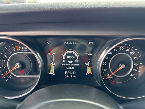 Used 2023 Jeep Gladiator Willys image 49