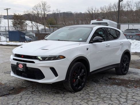 Certified 2023 Dodge Hornet GT Plus w/ Track Pack image 8