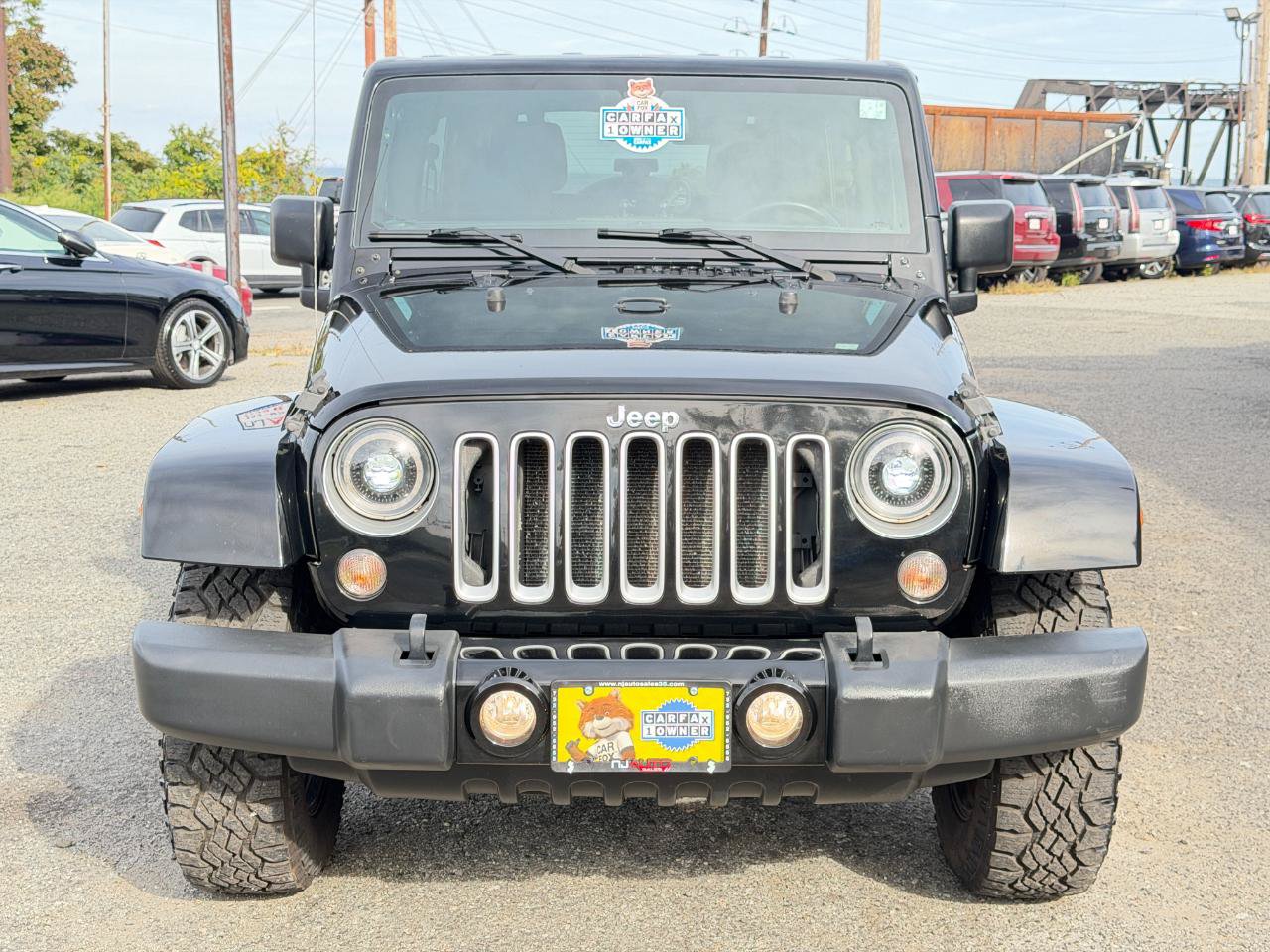 Used 2016 Jeep Wrangler Unlimited Sahara w/ Connectivity Group AWD/4WD image 94