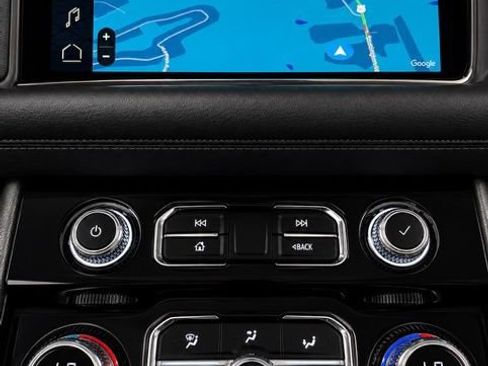 Used 2023 GMC Yukon Denali w/ Advanced Technology Package AWD/4WD image 43