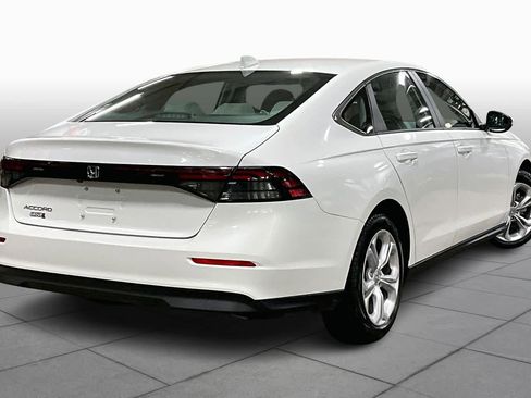 Used 2025 Honda Accord LX image 13