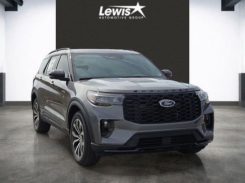 New 2026 Ford Explorer ST-Line image 6