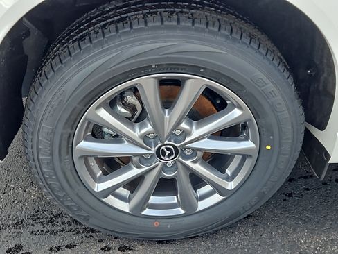 New 2025 MAZDA CX-5 AWD 2.5 S w/ Preferred Package image 3