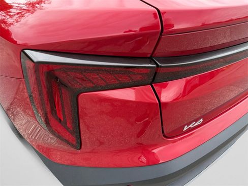 New 2025 Kia K4 LXS image 19