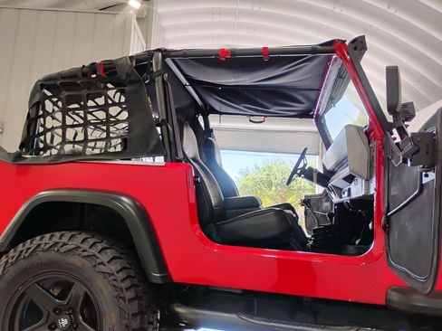 Used 1995 Jeep Wrangler Rio Grande AWD/4WD image 56