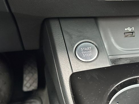 Used 2020 Audi A4 2.0T Premium w/ Convenience Package image 23