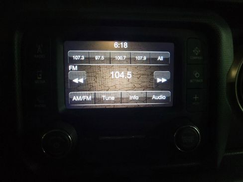 Used 2020 Jeep Wrangler Unlimited Sport AWD/4WD image 25