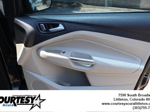 Used 2014 Ford Escape Titanium AWD/4WD image 33