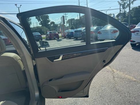 Used 2012 Mercedes-Benz C 300 4MATIC Sedan image 16