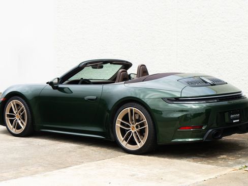 Used 2026 Porsche 911 Carrera S RWD image 4