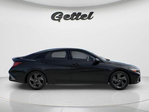 New 2026 Hyundai Elantra Sport FWD image 7