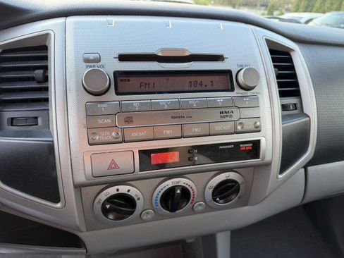 Used 2009 Toyota Tacoma PreRunner image 20