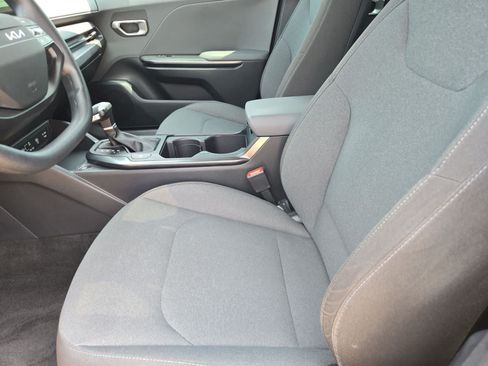 Used 2025 Kia K4 FWD image 14