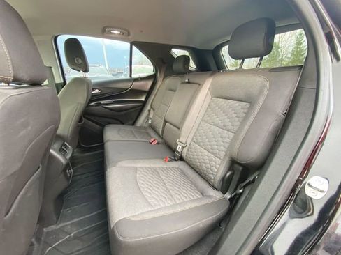 Used 2020 Chevrolet Equinox LT w/ Driver Convenience Package image 23