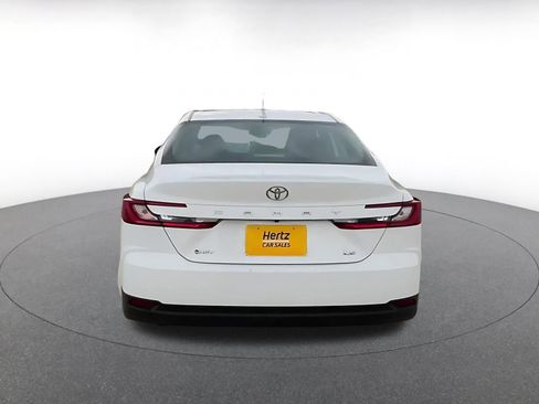 Used 2025 Toyota Camry LE FWD image 12