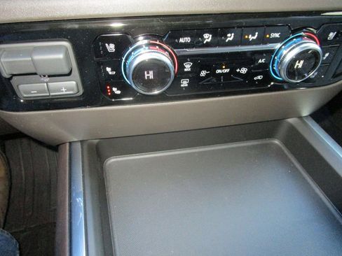 New 2026 GMC Sierra 2500 SLT w/ SLT Premium Package image 46