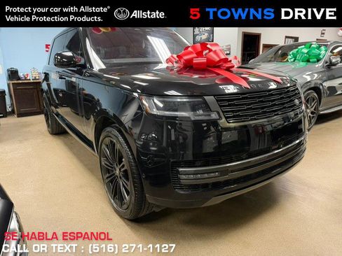 Used 2023 Land Rover Range Rover Long Wheelbase SE image 1